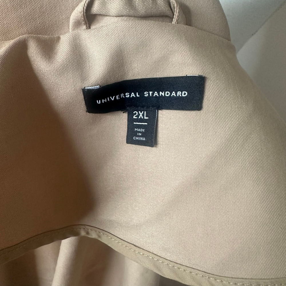 Universal Standard Derjon Doible Breasted Trench Coat Beige - Picture 6 of 7